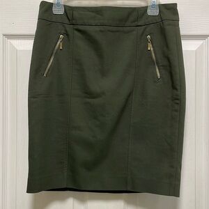 RW&CO | Forest Green | Pencil | Above the Knee | Stretch Lining | Skirt | Size 6